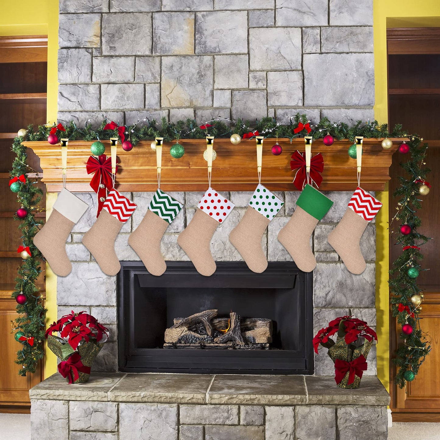 Sunshane 7 Pieces Christmas Stocking Holders Mantel Hanger Hooks Xmas Mantle Grips Set Safety Hang Stocking Clips for Christmas Party Decoration (Gold)