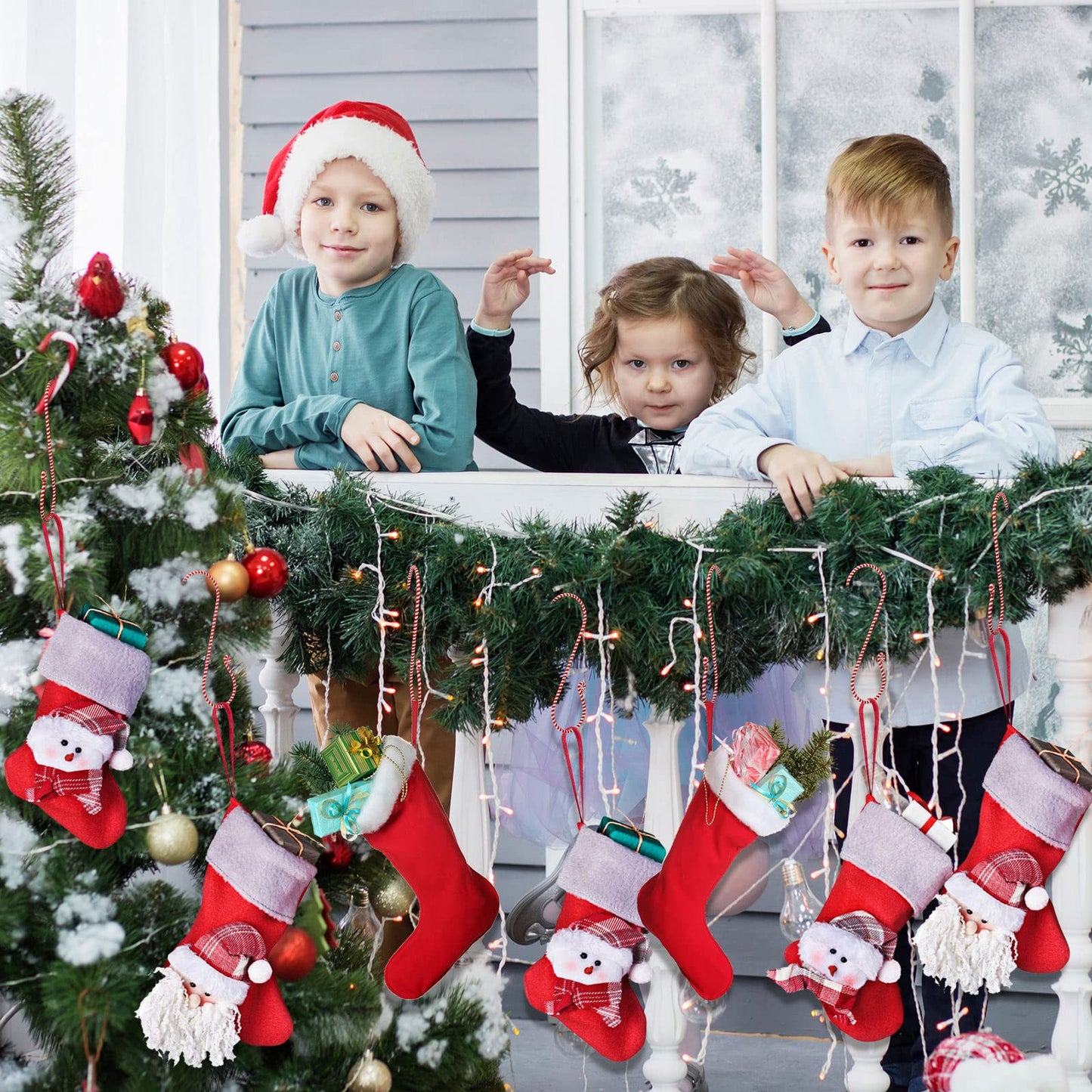 4 Pieces Candy Cane Stocking Holder Christmas Stocking Holders Mantel Hooks Hanger Red and White Xmas Hang Grip Supplies for Christmas Tree Fireplace Party Decoration