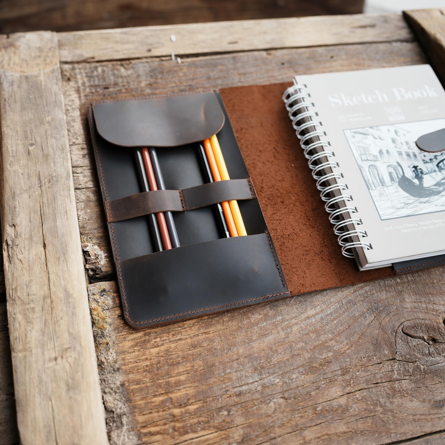 YIYUS Handmade Leather Sketchbook Cover, Leather Artist Sketch Pad Cover for 5.5" x 8.5" Sketchbook, Drawing Book and Pencil Case, Journal Notebook Portfolio, Artis Gifts Cover (Dark Brown)