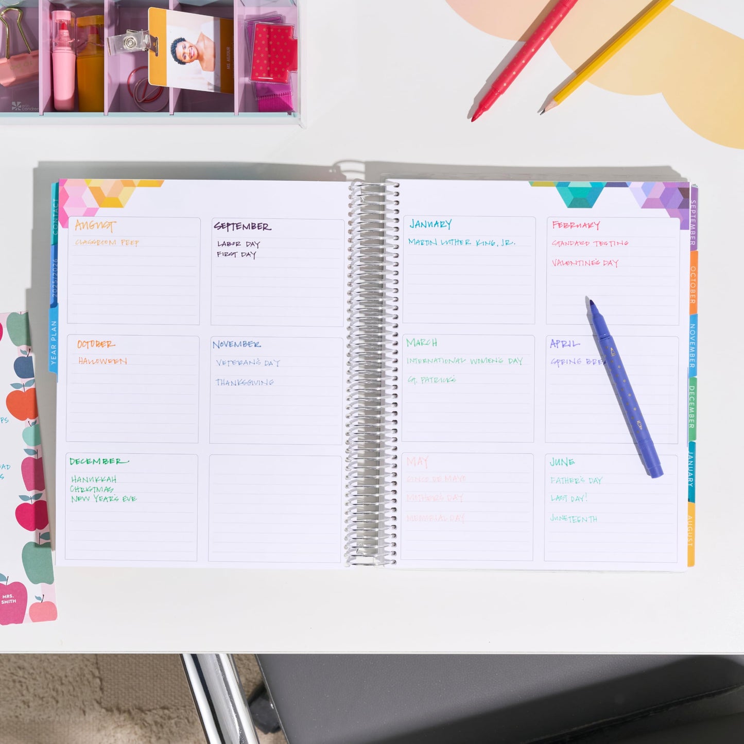 8.5x11 Coiled Teacher Lesson Planner (January 2026 - December 2026) - Apple Dapple classic cover, horizontal layout, Hexagon theme, platinum coil