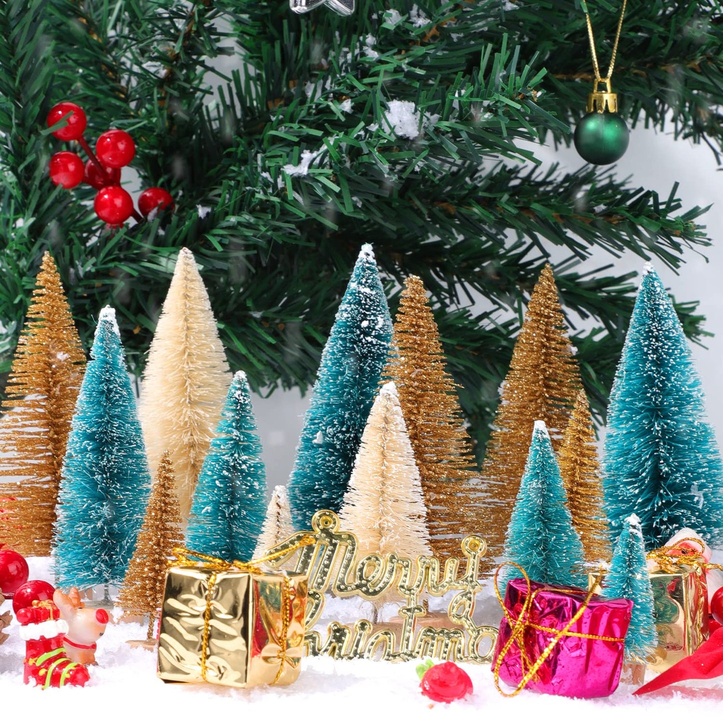 30Pcs Mini Christmas Trees, Artificial Christmas Tree Bottle Brush Trees Christmas with 5 Sizes, Sisal Snow Trees with Wooden Base for Christmas Decor Christmas Party Home Table Craft