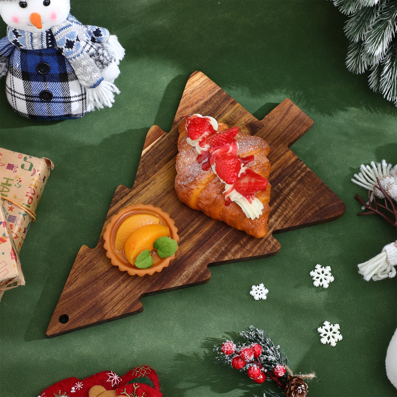 DOITOOL Christmas Tree Charcuterie Board Christmas Cutting Board Wood Fruit Tray Cheese Appetizer Tray Decorative Sushi Serving Plate Candy Dish Holiday Xmas Tree Platters