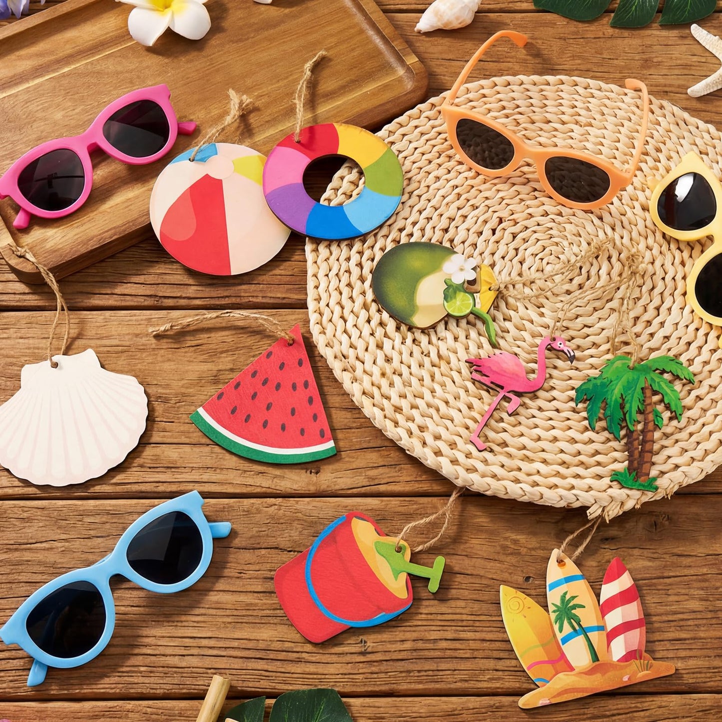 31 Pcs Summer Tree Ornaments Set, Christmas in July Wooden Crafts, Tropical Hawaiian Tree Hanging Decorations with Flamingo Balloon Sunglasses String Lights for Luau Hawaiian Party Holiday Decor