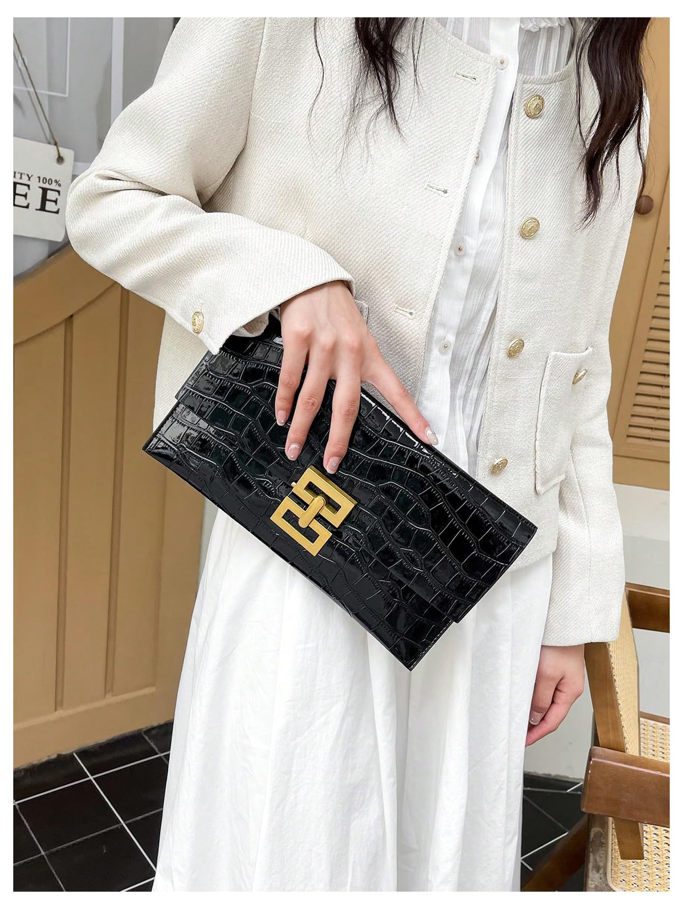 Verdusa Women's Clutch Evening Bags Trendy Envelope Handbags Metallic Purses Black One Size