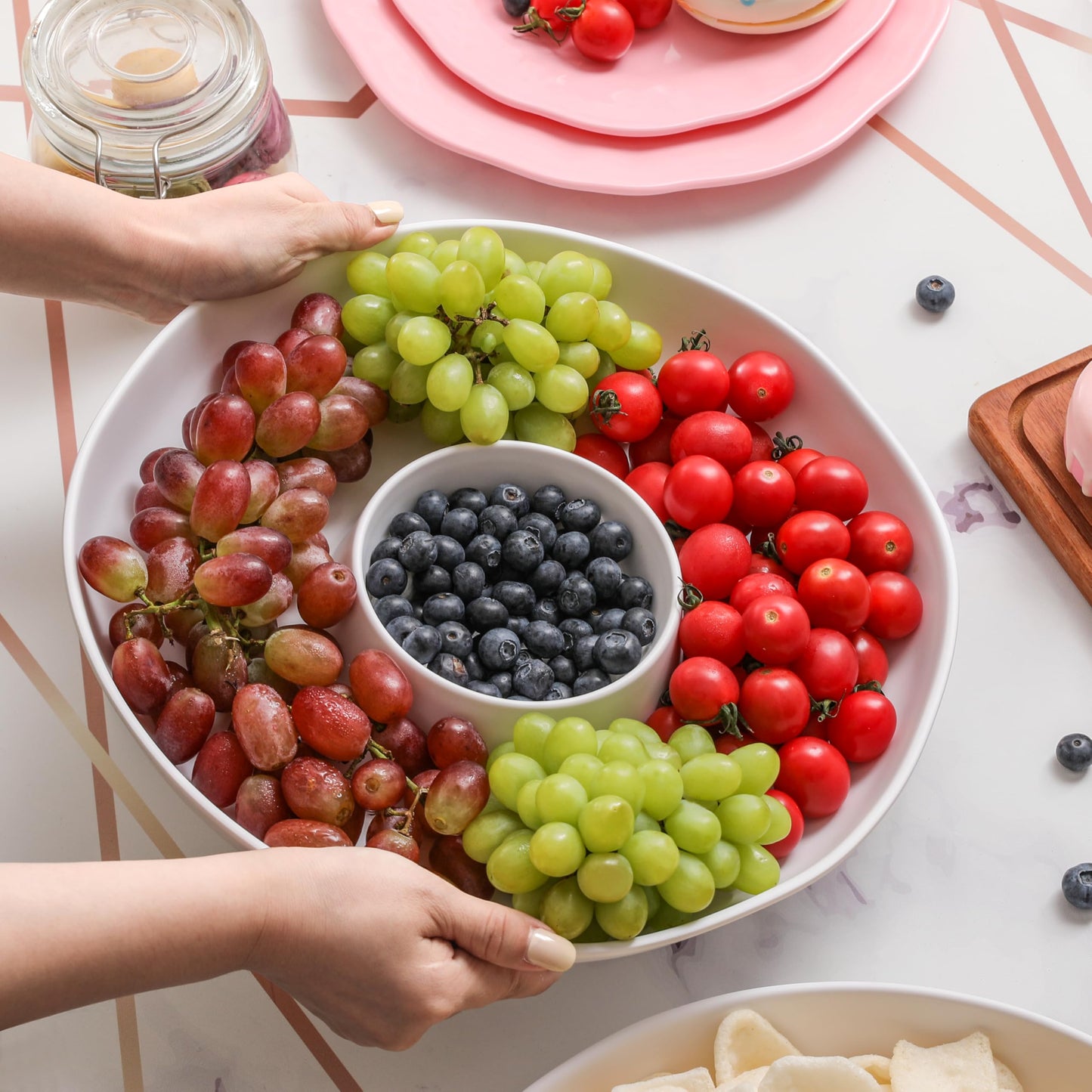 ZAROCRUS Chip and Dip Serving Set Divided Serving Platter Appetizers and Cheeses Serving Tray White Compartment Dishes for Party, Christmas, Dessert, Fruit, Candy, 13-inch Set of 2