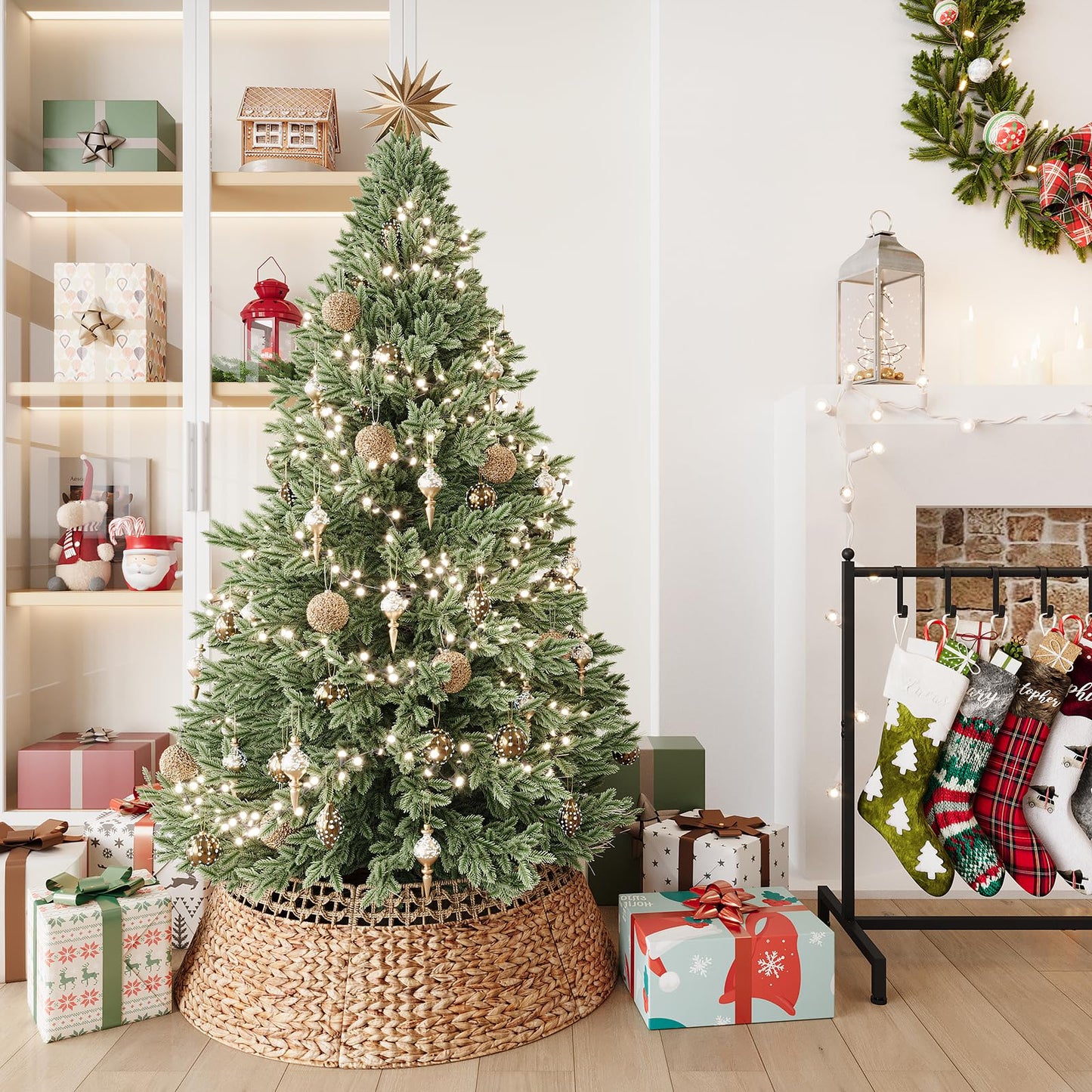 ELYKEN 33 Inch Woven Rattan Christmas Tree Collar, Stylish Seagrass & Water Hyacinth Xmas Tree Skirt for Artificial Trees, Wicker Tree Base Cover with Cord Cut-Out Farmhouse Tree Ring for Home Decor