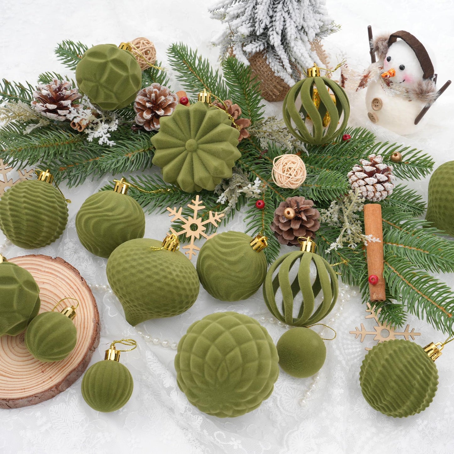 Velvet Christmas Balls 48pcs Flocked Christmas Tree Ornaments Set Shatterproof Christmas Ornaments with Hanging Rings Suitable for Xmas Tree Holiday Decor(Green)