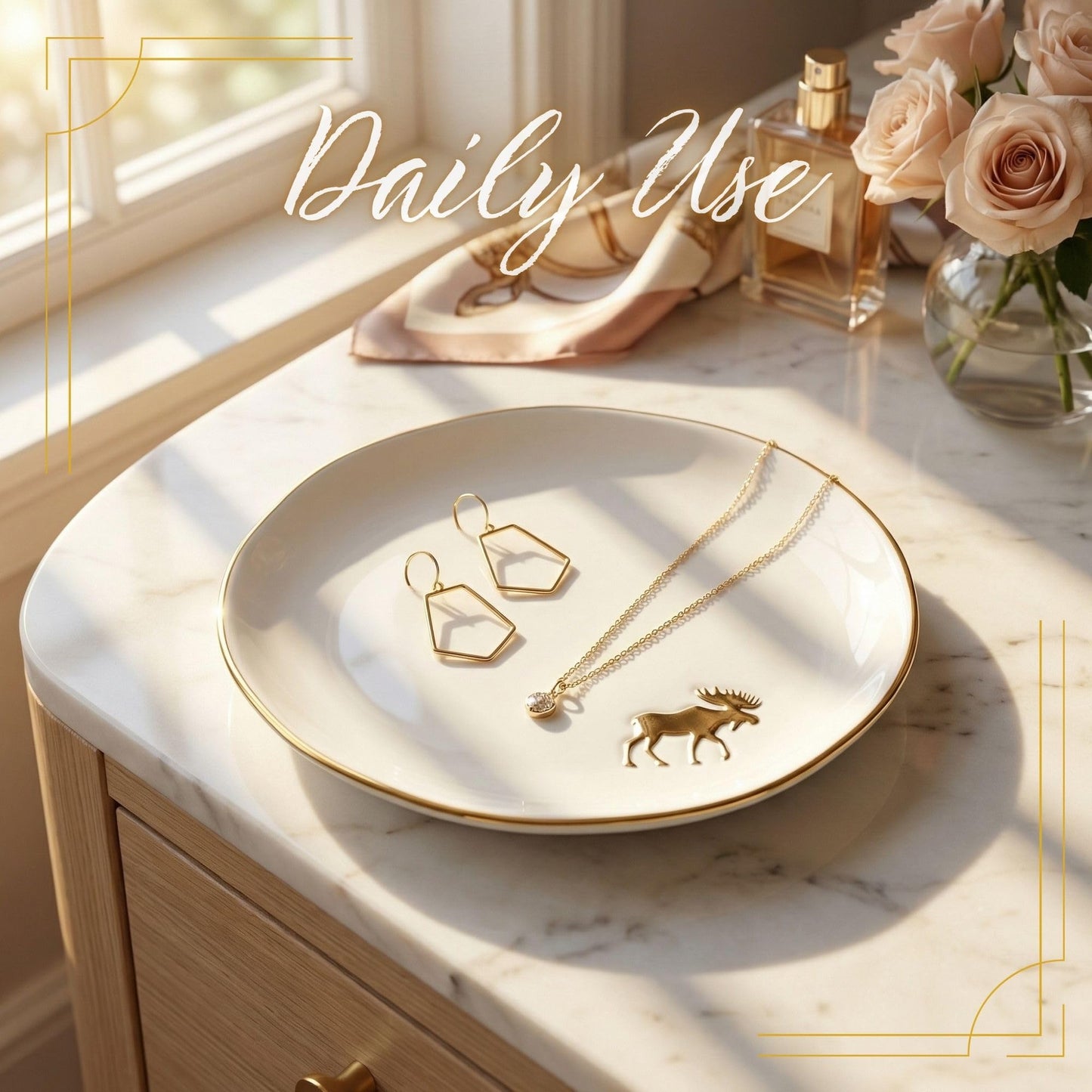 InnoBeta Moose Gifts for Women Girls, Gifts for Moose Lovers - 4.75" Handcrafted Ceramic Ring Dish with Gold Trim, Decorative Trinket Dish for Rings Earrings Necklaces