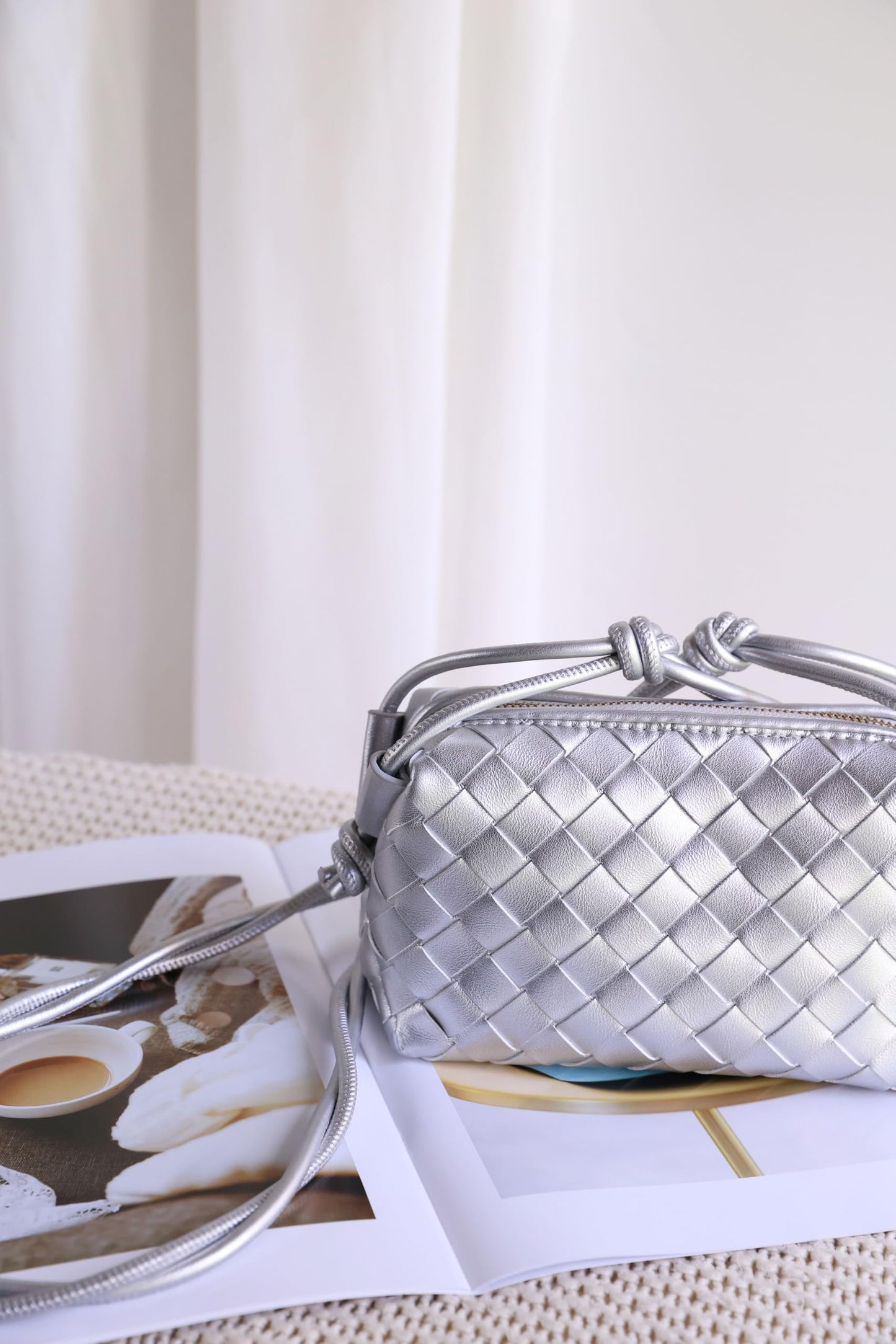 SOHGJADB Woven Purse For Women Handmade Woven Evening Bag Pu Leather Wallet Fashion Crossbody Purse (Silver)