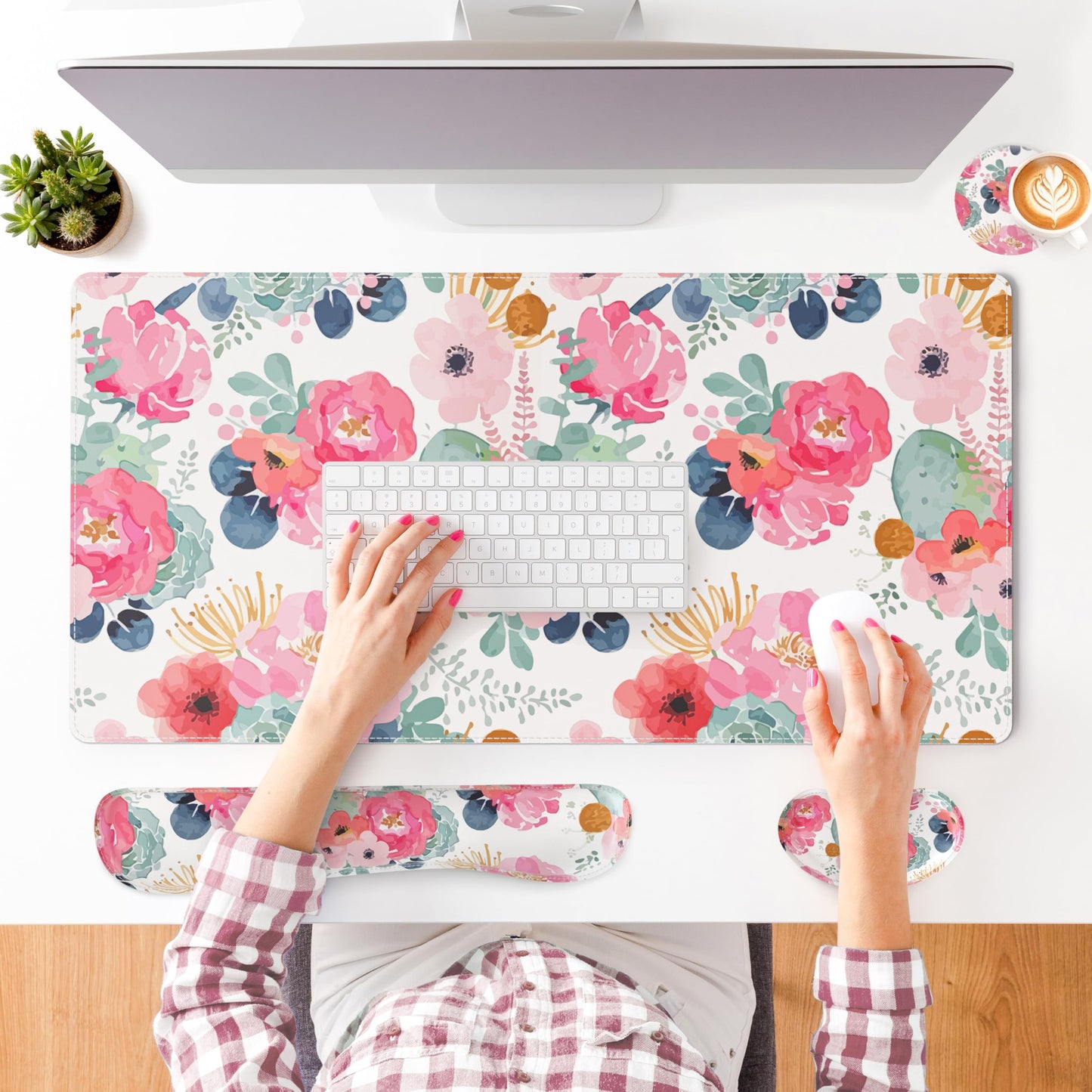 QiyI Leather Desk Mat Set, 4-in-1 Large Mouse Pad with Wrist Rest, Non-Slip Desk Pad + Keyboard Wrist Rest + Mouse Wrist Support + Coaster, Office Desk Accessories Home Decor Supplies, Pink Flowers