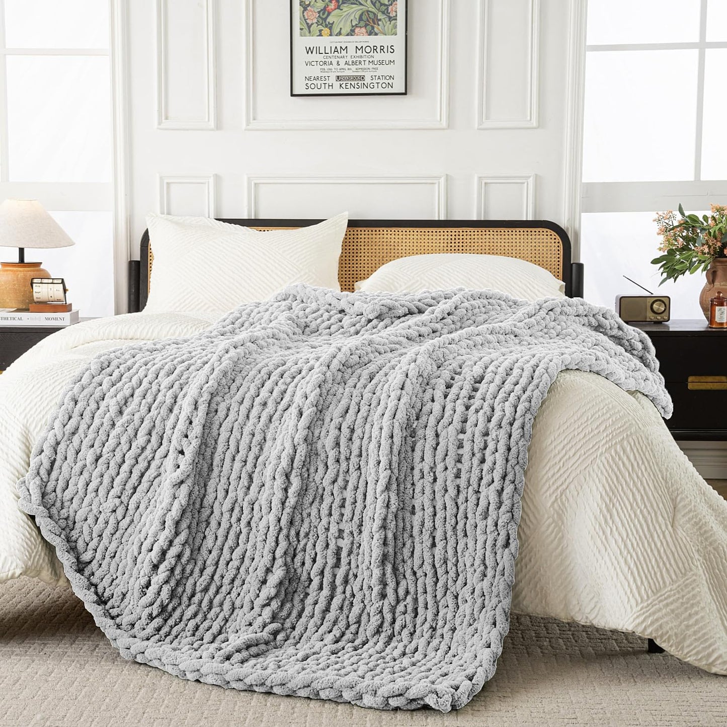 Ultra Soft Chunky Knit Throw Blanket 50x70 Hand Knitted Warm Chenille Throw Blanket, Home Decor Soft Thick Yarn Cable Knit Blanket Breathable Fleece Banket Christmas for Couch Bed Sofa Best Gift
