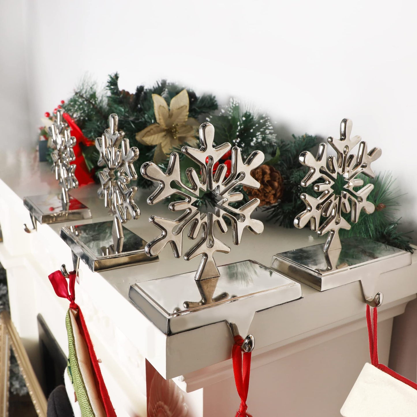 yofit 6 Pcs Christmas Snowflake Stocking Holder, Metal Christmas Stocking Hanger, 3D Sliver Stocking Hooks Non-Slip for Fireplace Mantel Window Christmas Home Xmas Party Decor