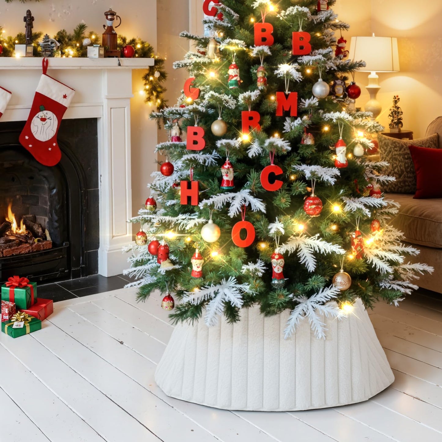 Lanpn 30 Inch Christmas Tree Collar, Plush Tree Collar Tree Stand Cover Xmas Tree Ring Stand Tree Basket Skirt for Winter Home Party Holiday Indoor Christmas Decorations (White, 75cm)