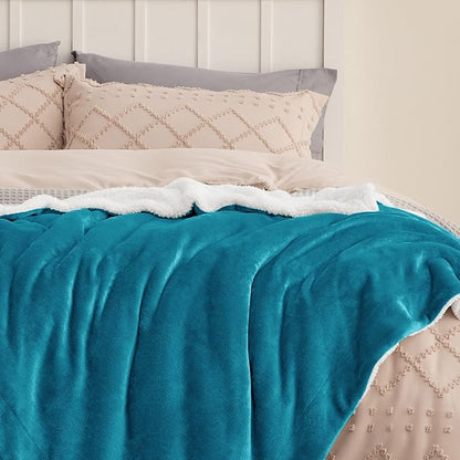 Bedsure GentleSoft Sherpa Fleece Throw Blanket Twin Size for Couch - Thick and Warm, Soft Fuzzy Plush Twin Blanket for Winter, Teal, 60x80 Inches