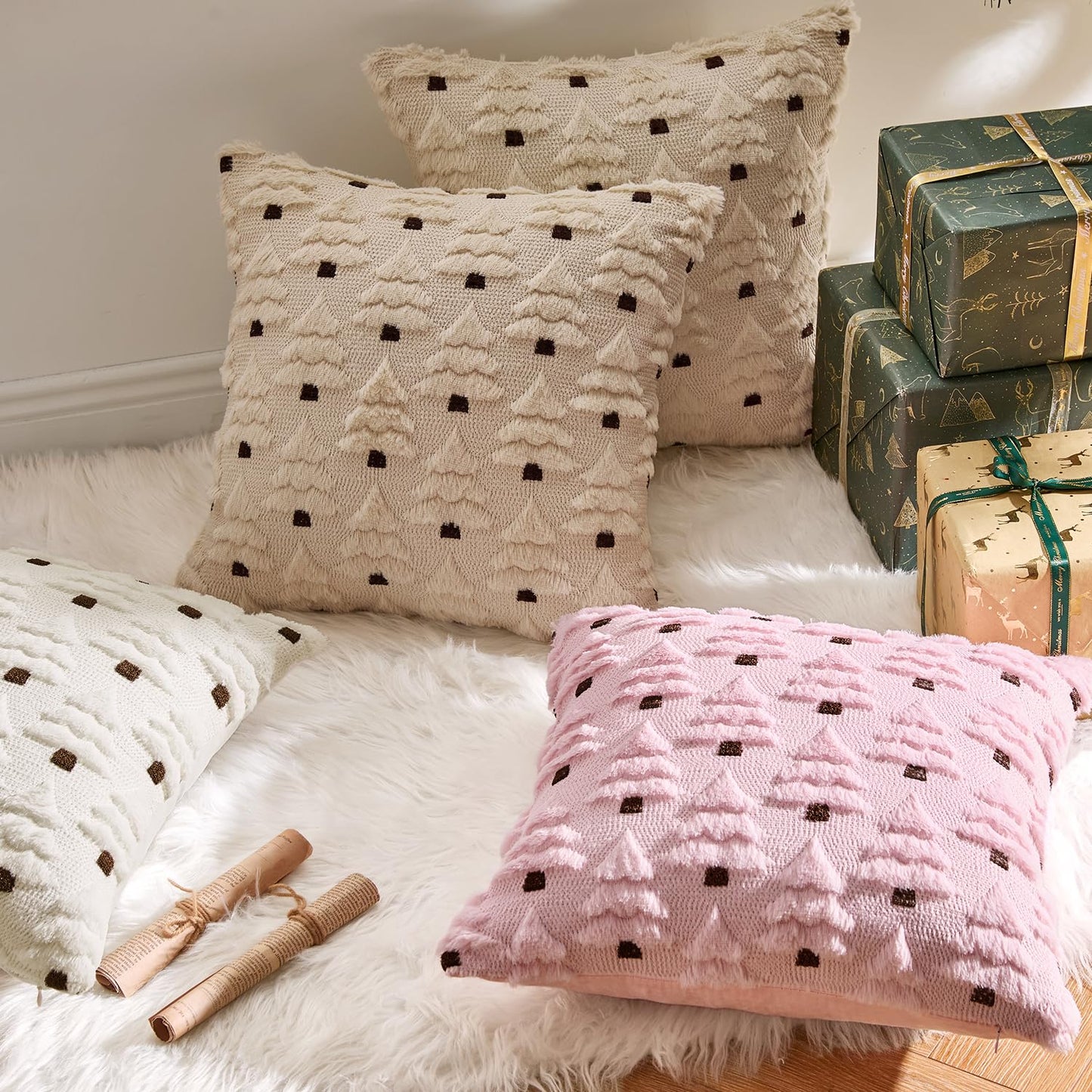 MIULEE Christmas Tree Decorative Pillow Covers Faux Fur Wool Throw Pillows Soft Plush Cushion Covers Set of 2 Xmas Home Decor Winter Holiday for Sofa Couch Livingroom Bed 18x18 Inch Cream