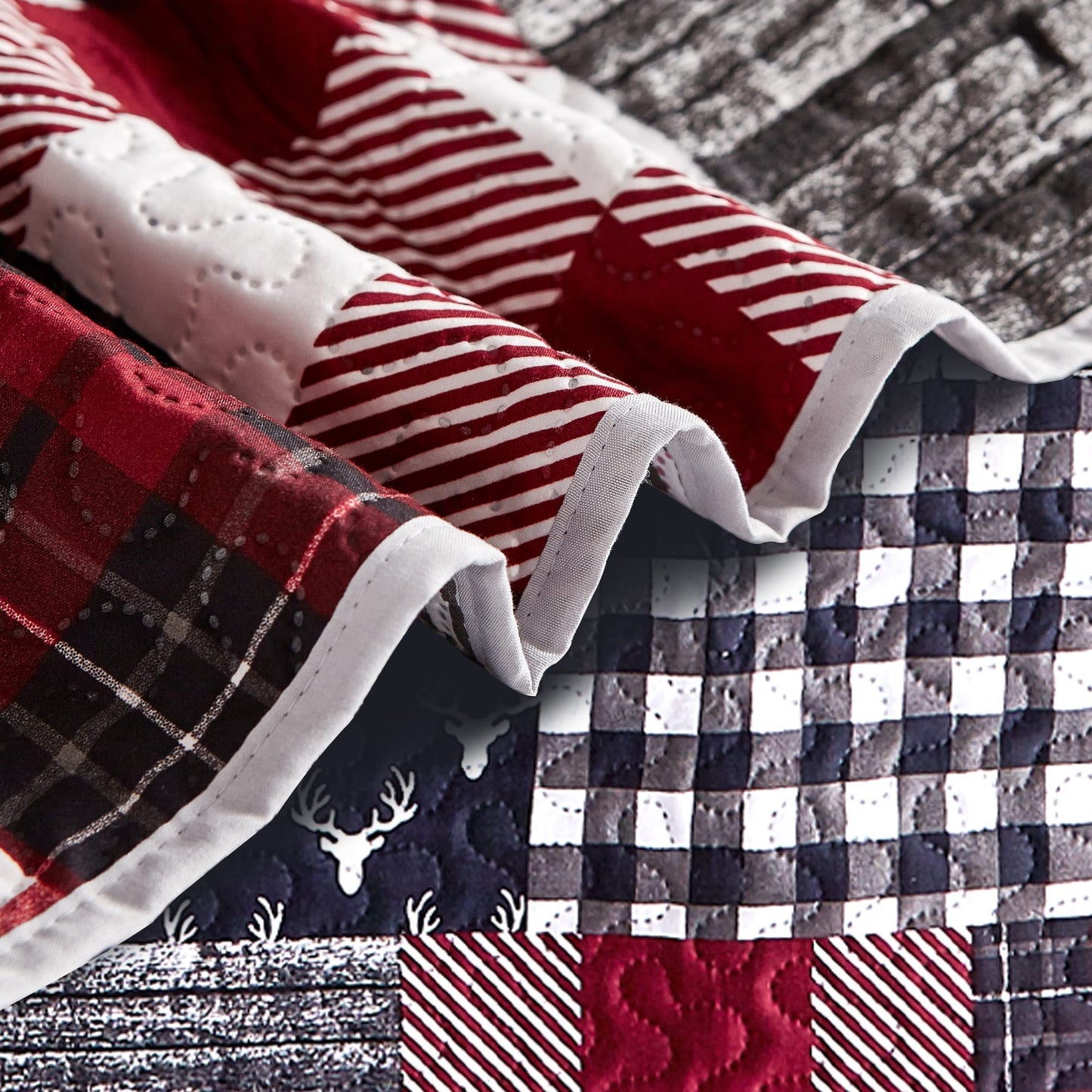 UMCHORD Cabin Quilt Set Queen, Christmas Rustic Quilt Coverlet Bed Set, 3-Piece Lightweight Reversible All Season Quilt Set, Lodge Bedspread Quilt with 2 Shams