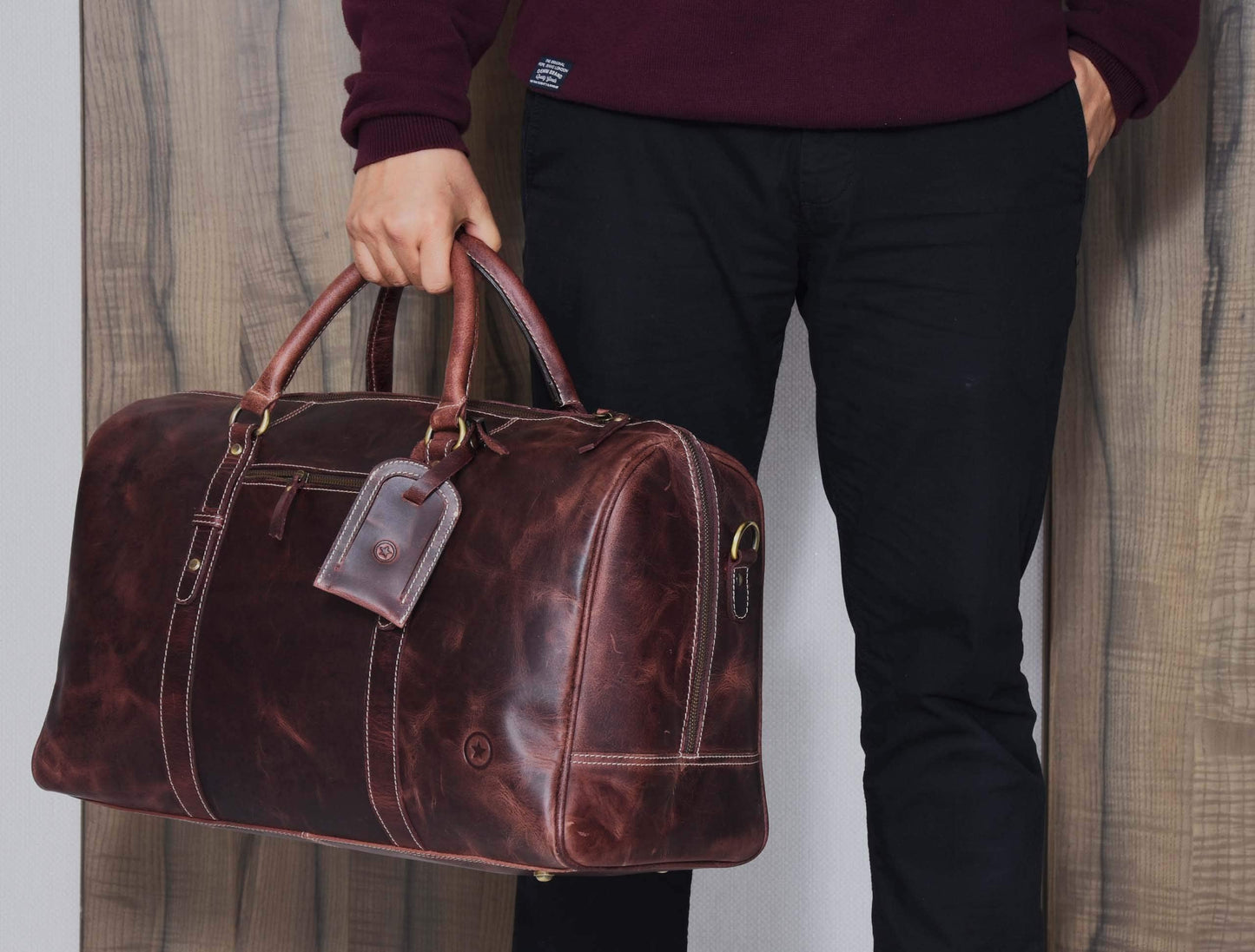 Aaron Leather Duffle Bag for Men & Women, 30L Travel Overnight Weekender Garment Duffel Bags, Carry On Mens Weekend Bag for Business, Traveling, Luggage Bag - Walnut