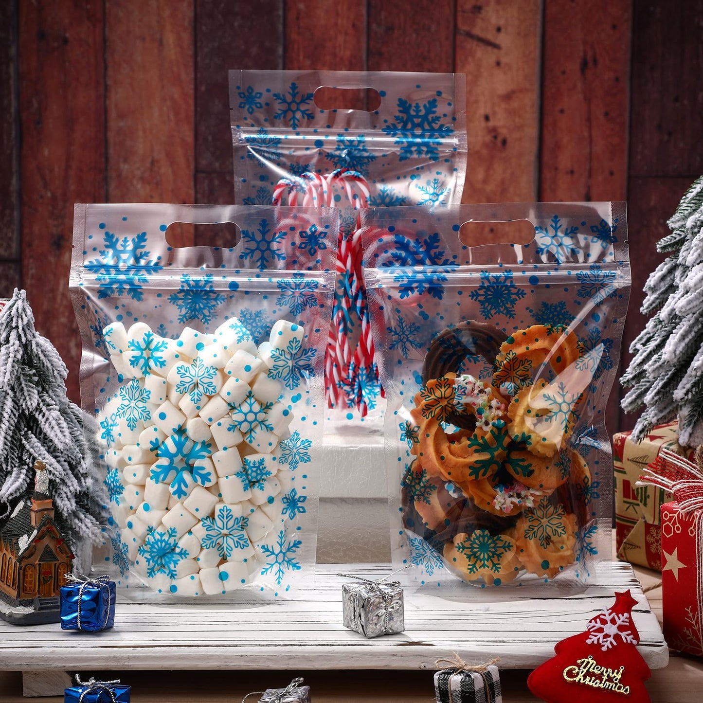 Epakh 100Pcs Christmas Zipper Bags Treat Bag Red Santa Snowflake Clear Christmas Sealing Goodie Bags with Handles Resealable for Winter Holiday Party Candy Cookie Gift Wrapping Supplies(Snowflake)