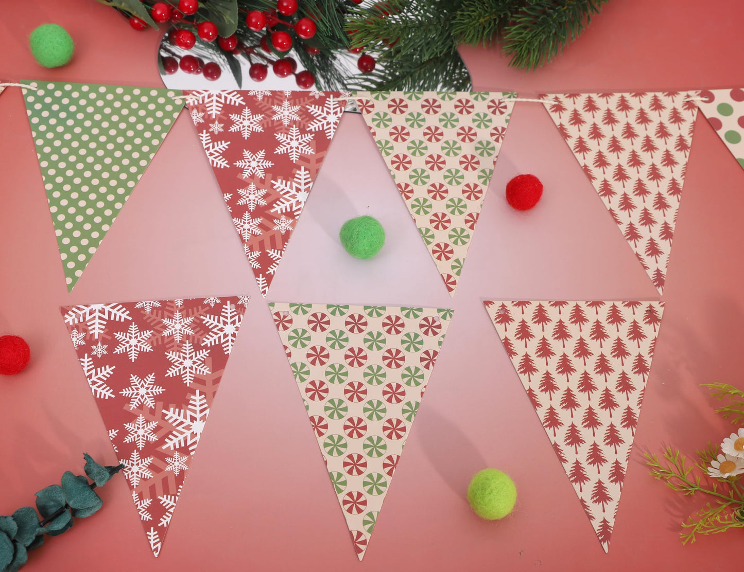 Christmas Banner Bunting-Xmas Birthday Banner- 80 Inch Holiday Pennant Garland with Snowflake Reindeer Pattern, Red and Green Triangle Flags for Winter Home Party Decoration