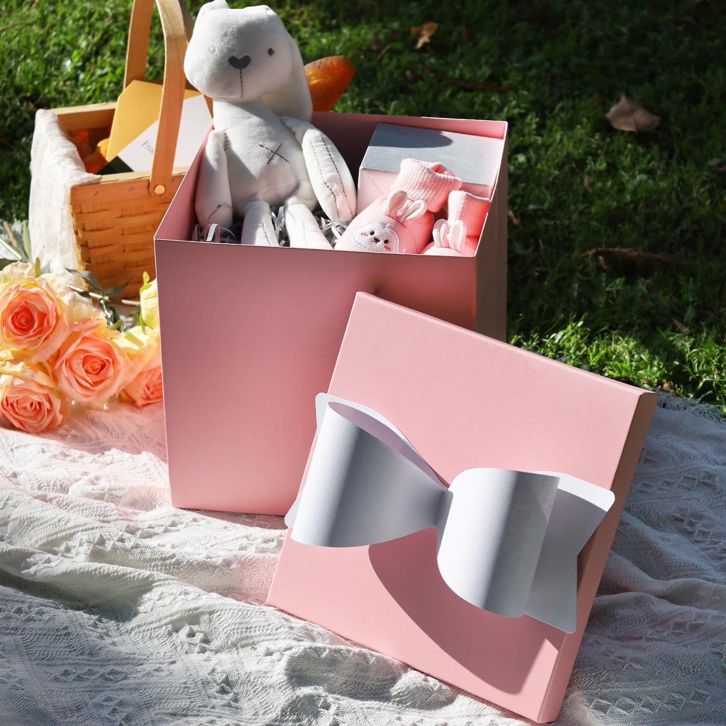 LaRibbons Large Gift Boxes with Lids, 10x10x10 Inches Pink Square Foldable Gift Boxes for Valentine's Day, Birthday, Wedding, Baby Shower, Party, All Occasion