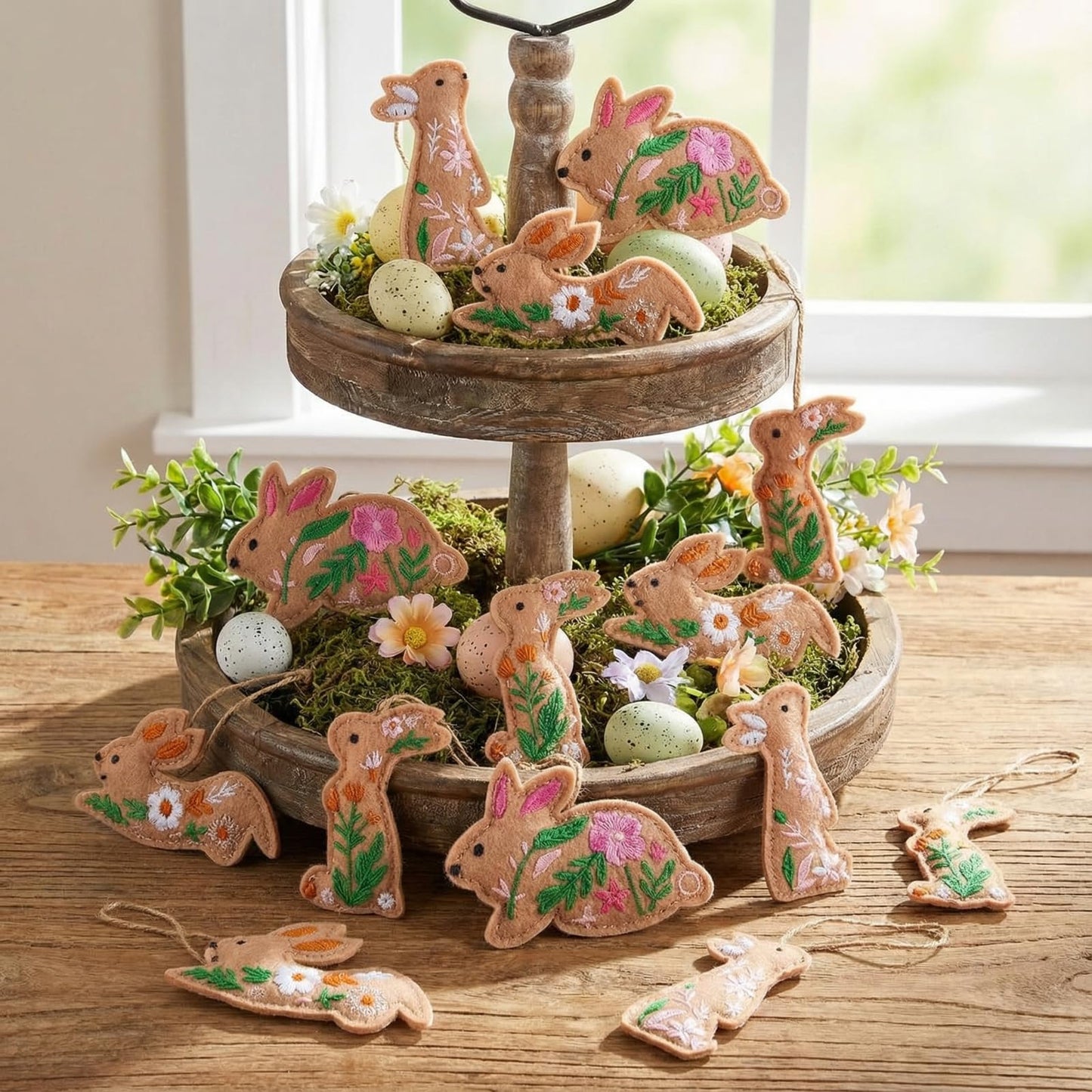 HunnmingRe 12 Pcs Easter Bunny Ornaments Felt Embroidery Easter Hanging Tree Ornaments Handcrafted Bunny Rabbit Spring Tree Decorations for Spring Party Door Home Wall Mantel Decor Arts Crafts Gifts