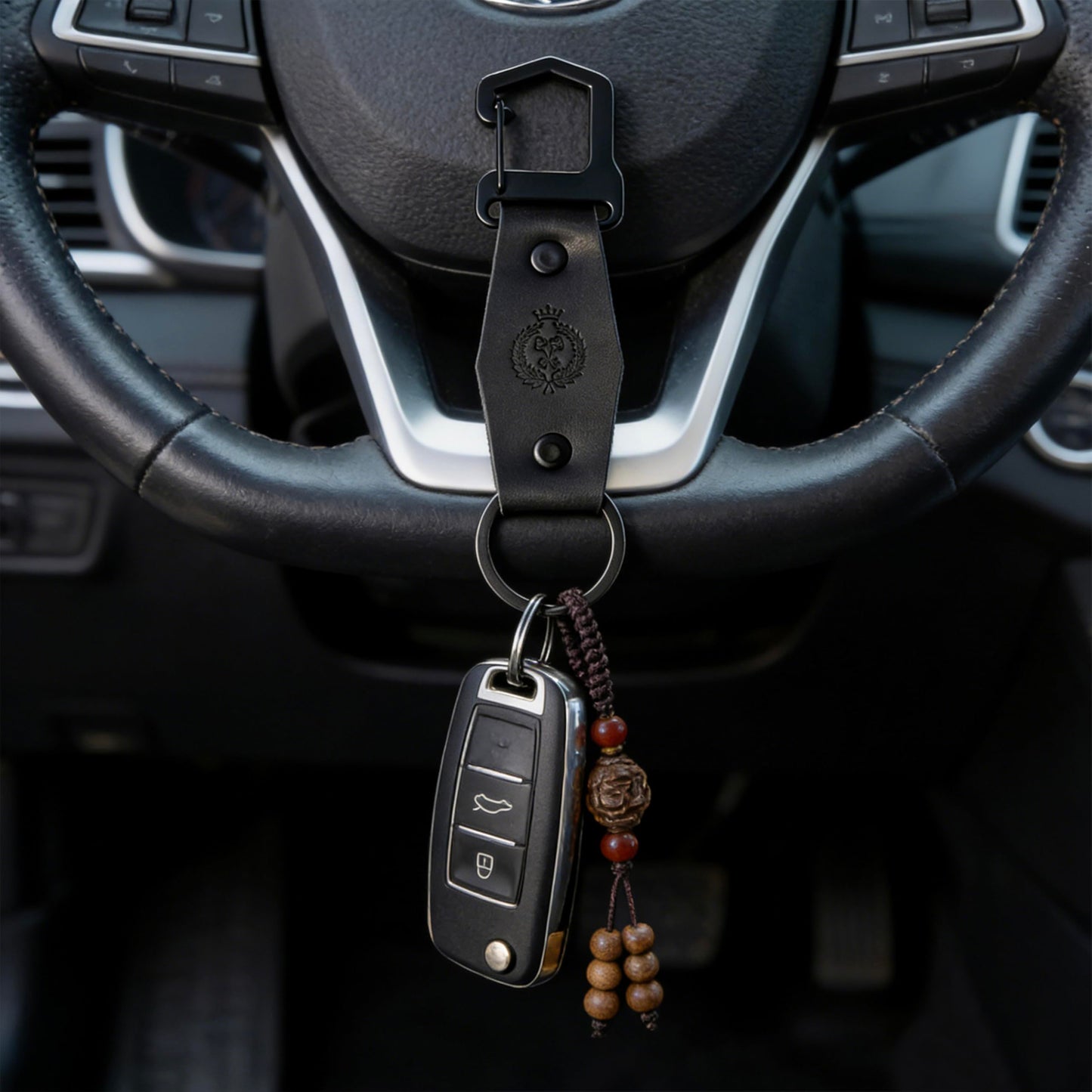 PALEVAN Genuine Leather Keychain Handmade Car Keychain Leather Key Chain Solid Metal Key Keeper Belt Loop Key Ring Holder (Black-Style2)