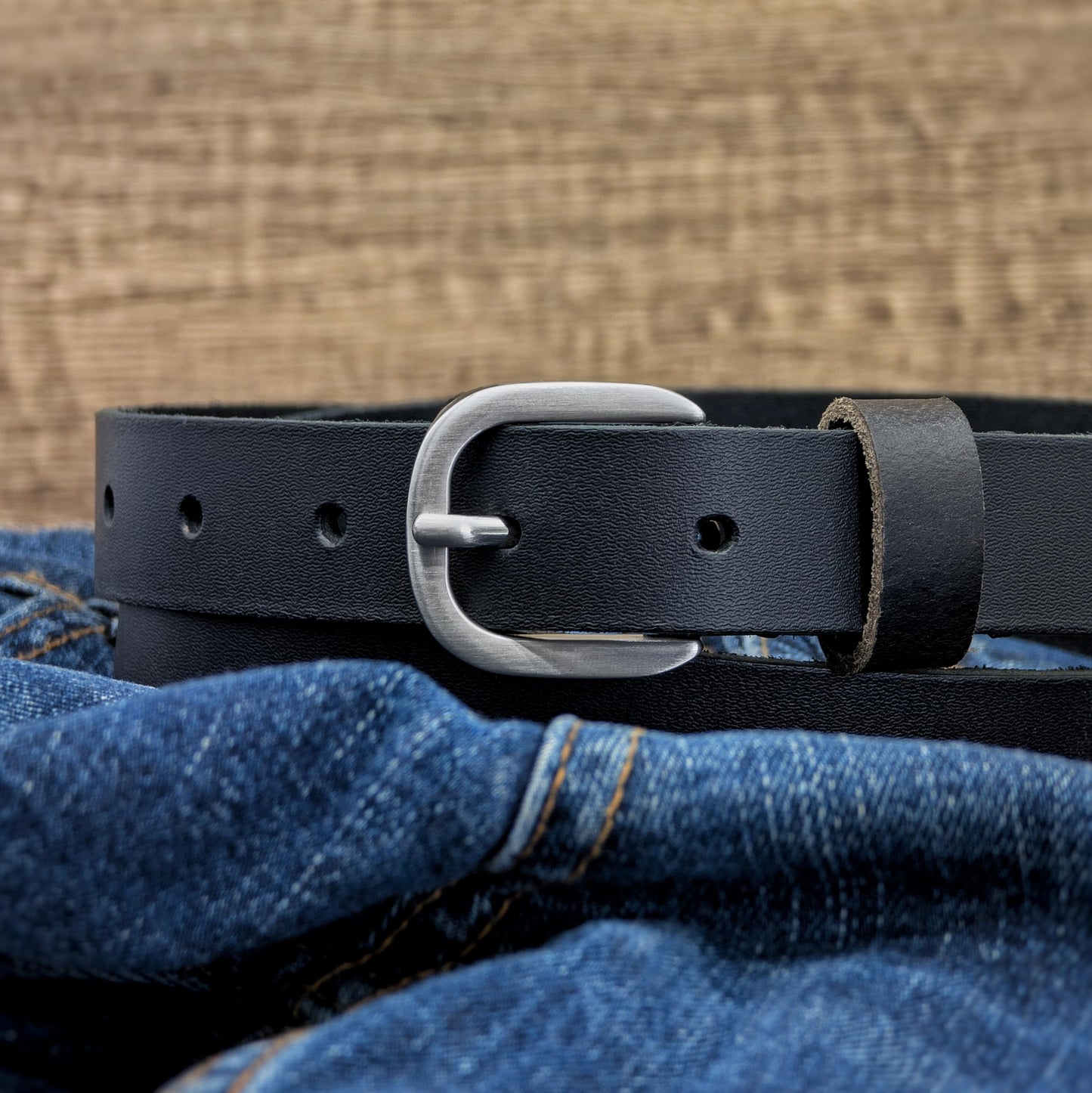 Ashford Ridge 25mm Full Grain Leather Belt - Black Small
