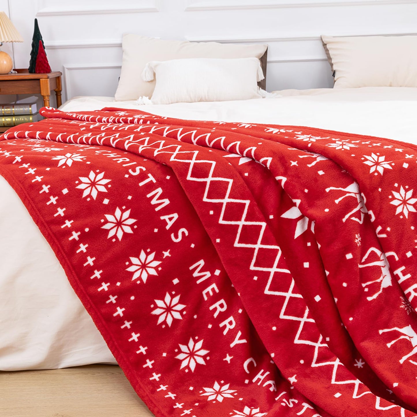 Fleece Throw Blanket Super Soft Cozy Bed Throws 60" x 90", Lightweight Fuzzy Comfy Textured Flannel Blanket Warm Plush Christmas Decor Throw Blankets for Couch, Sofa, Bed