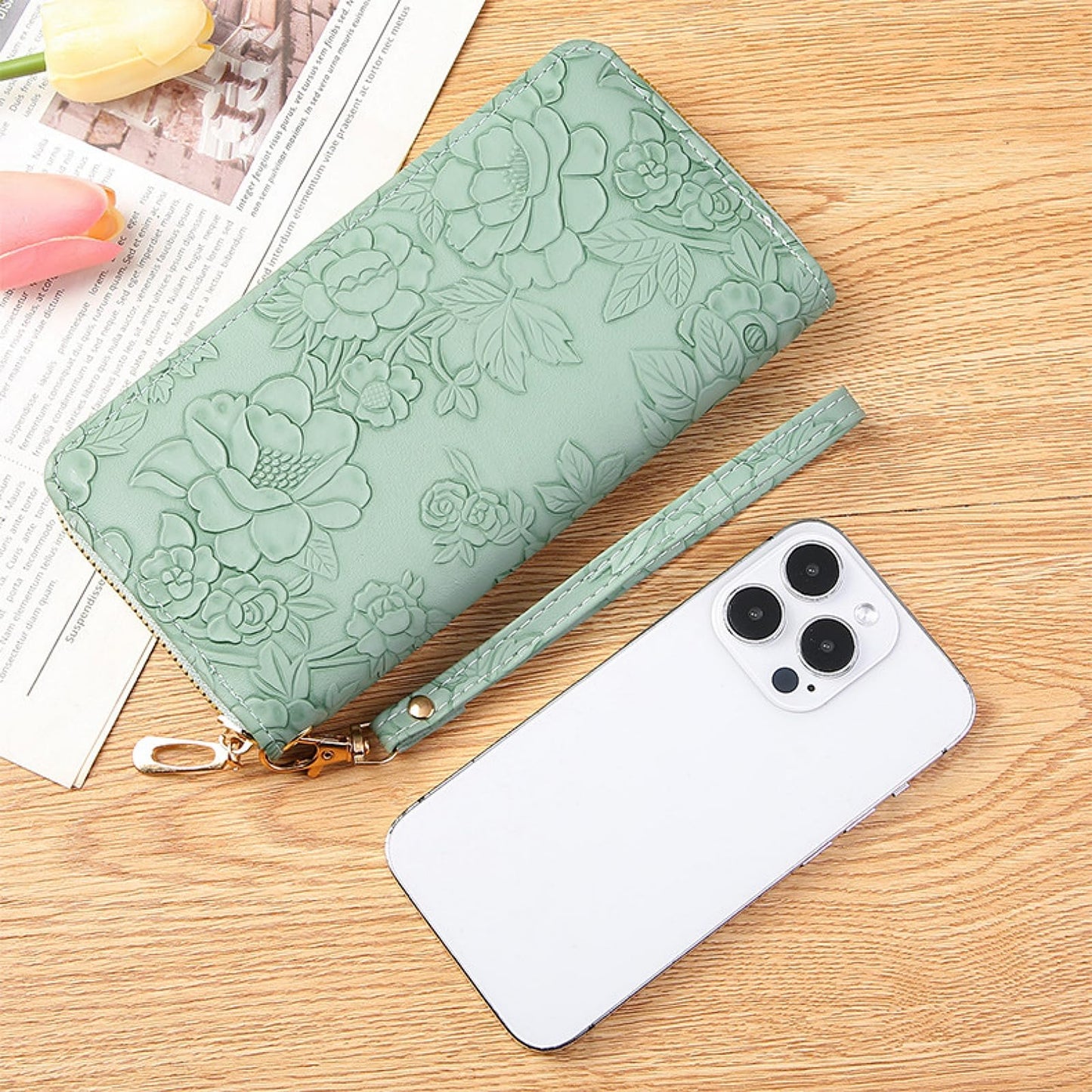 Bakurok Womens Wallet RFID Wristlet Wallet for Women Cute Floral Leather Credit Card Holder Wallet Ladies Clutch Long Purses