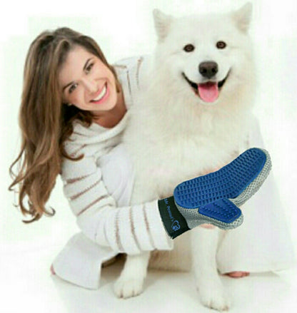 Mr. Peanut's Grooming Glove Brush and Deshedding Aid - Pet Hair Remover Mitt - for Long and Short Hair Grooming of Dogs, Horses, Bunnies and Some Agreeable Cats
