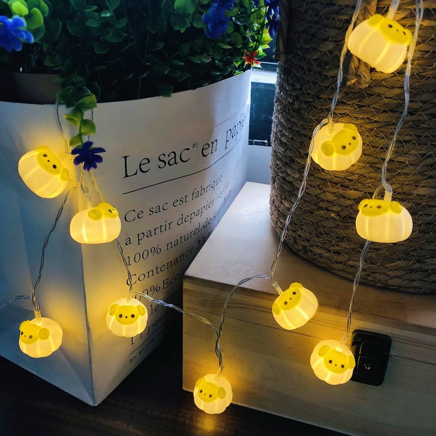 Sezrgiu Cute Painted Sheep Night Light LED Sheep Ornaments String Lights Yellow Sheep Fairy Light Battery Powered Indoor Outdoor Party Decor Night Light (10LED, Dumpling Sheep)