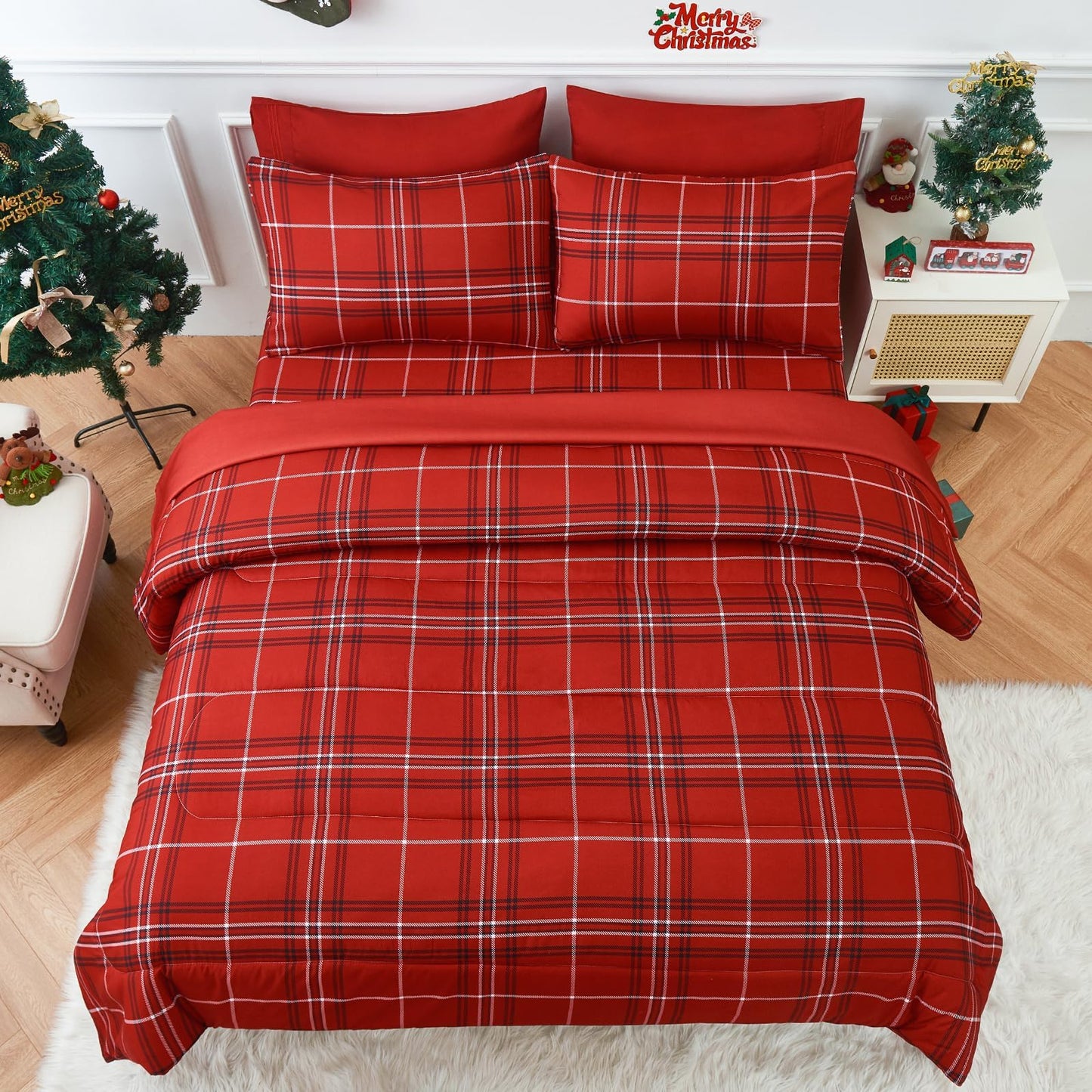 YIYEA Christmas Comforter Set, 7 Pieces Bed in a Bag, Christmas Bedding Sets with Comforter, Flat Sheet, Fitted Sheet, 2 Embroidered Pillowcases, and 2 Printed Pillowcases, Queen