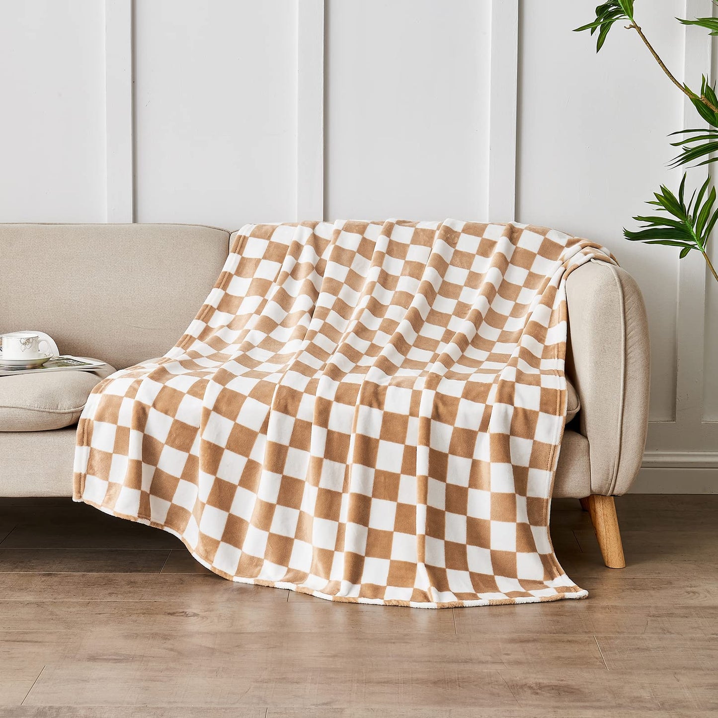Edenleaf Checkered Blanket Flannel Throw Blankets Soft Cozy Checkered Grid Print Chessboard Gingham Pattern Throws for Bed Sofa Couch for All Seasons, 50x60 Inch, Blonde