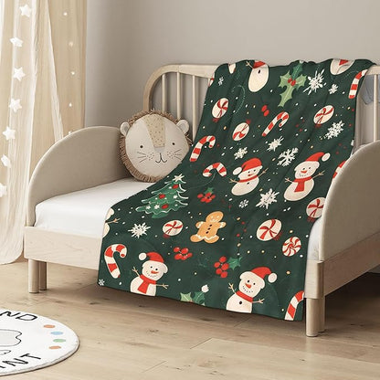 Merry Christmas Blanket Gfits for Women Men Kids Candy Snowflake Throw Blankets Soft Lightweight for Home Decor Couch Bed Sofa 50x60 Inches
