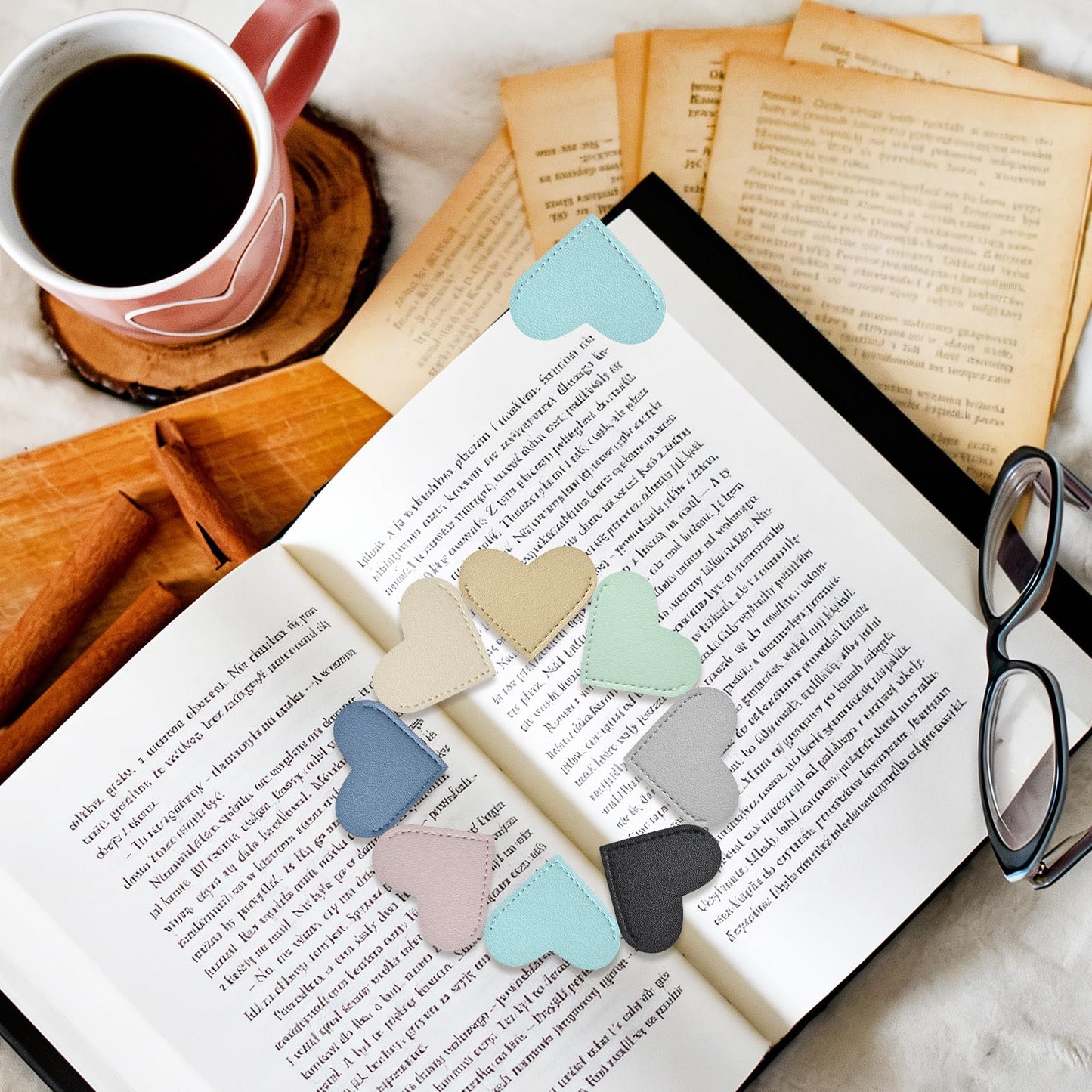 Yuwiiuuo 30 Pcs Leather Heart Bookmarks for Women, Cute Book Marks for Reading, Ideal Gift for Home, Office, School Reading Supplies(15 Colors)