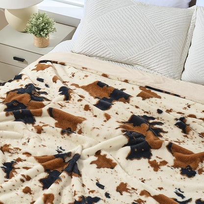 Krifey Faux Fur Blanket for Dorm Bed, Soft Couch Throw, Cozy Fuzzy Plush Thick Warm Blanket, Faux Rabbit Fleece, Christmas Birthday Gifts for Girls Women Mom Men, Room Decor, Animal Cow Print, 60x80in