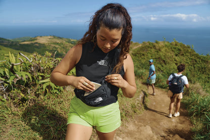 THE NORTH FACE Jester Lumbar Pack | Fanny Pack With Water Repellent Finish, 2.2 Liters, Crossbody Adjustable Strap