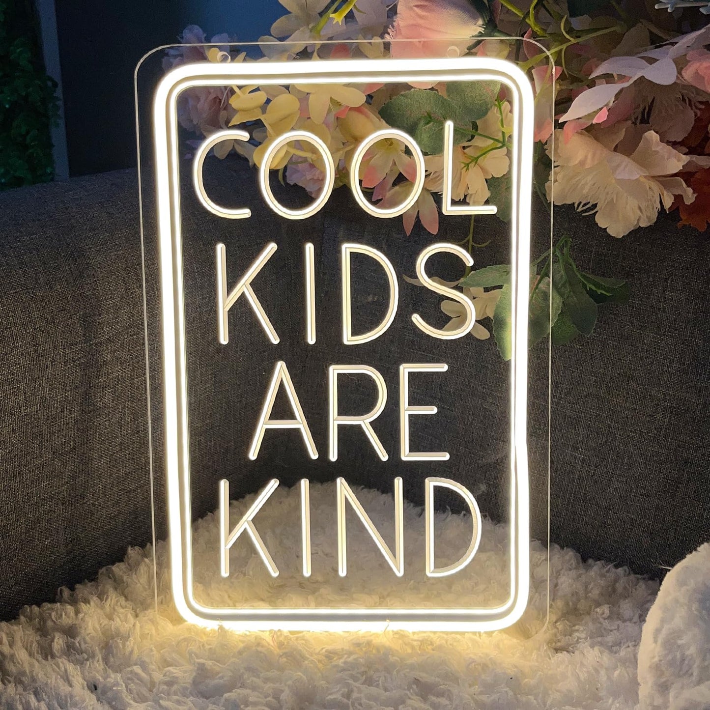Cool Kids Are Kind Neon Sign For Wall Decor 3D Art Carving Design Indoor Bedroom Led Neon Sign Backdrop Flex Christmas Party Business Window Wedding Living Room Birthday Gift(Warm White,USB,30×20CM)