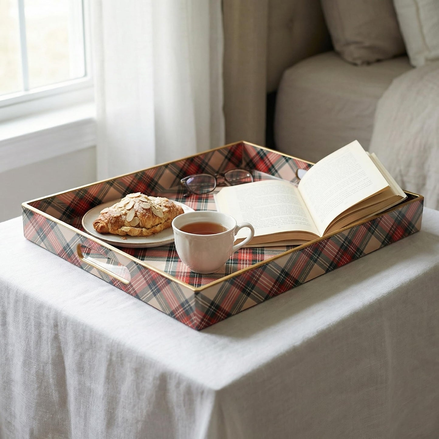 Umisriro Rectangular Decorative Tray with Handles, Plastic Serving Tray for Living Room, Home Decor, Christmas，15.7" x 11.8" Red Plaid
