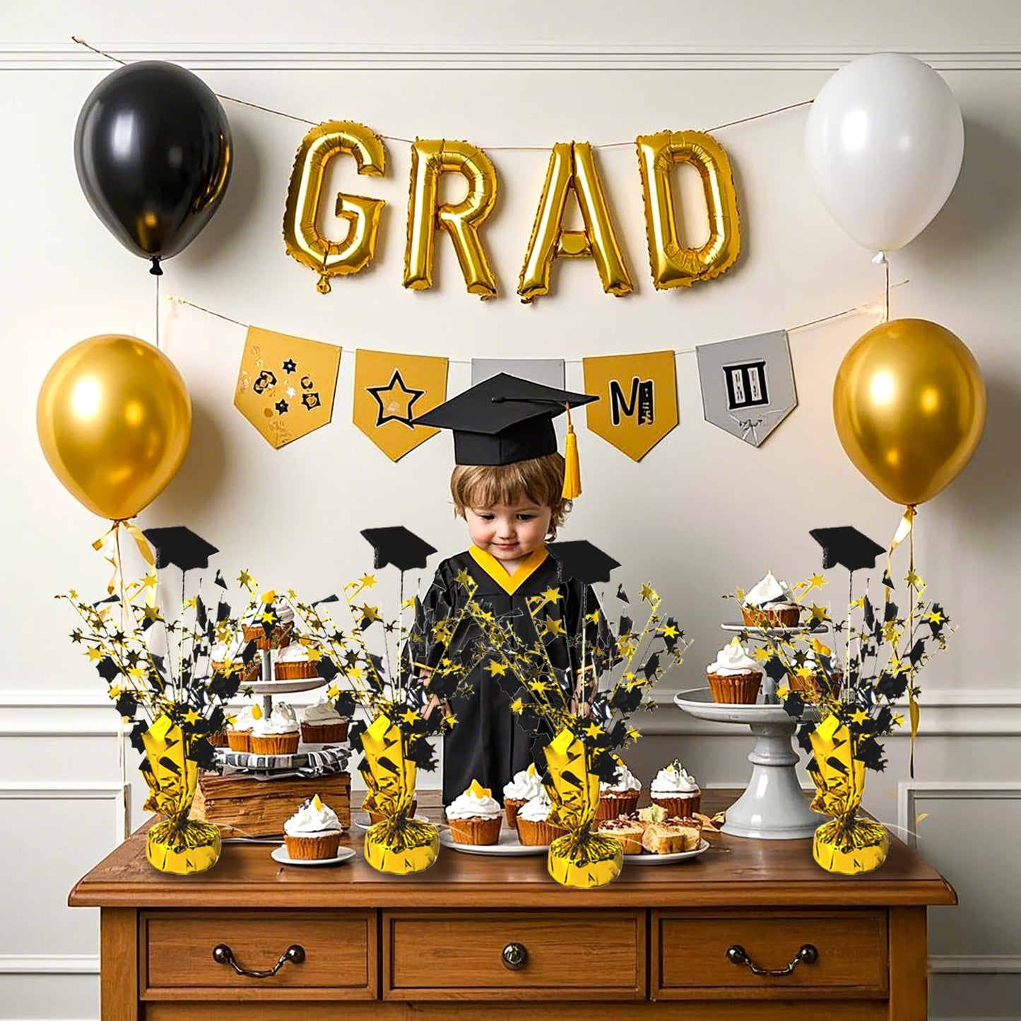 FUBININA 6 Pack 2026 Graduation Table Centerpiece Party Decoration Metallic Foil Spray Glitter Graduate Cap Decor Star Table Top for Graduation Parties Grad Ceremonies Party Favor, Black and Gold