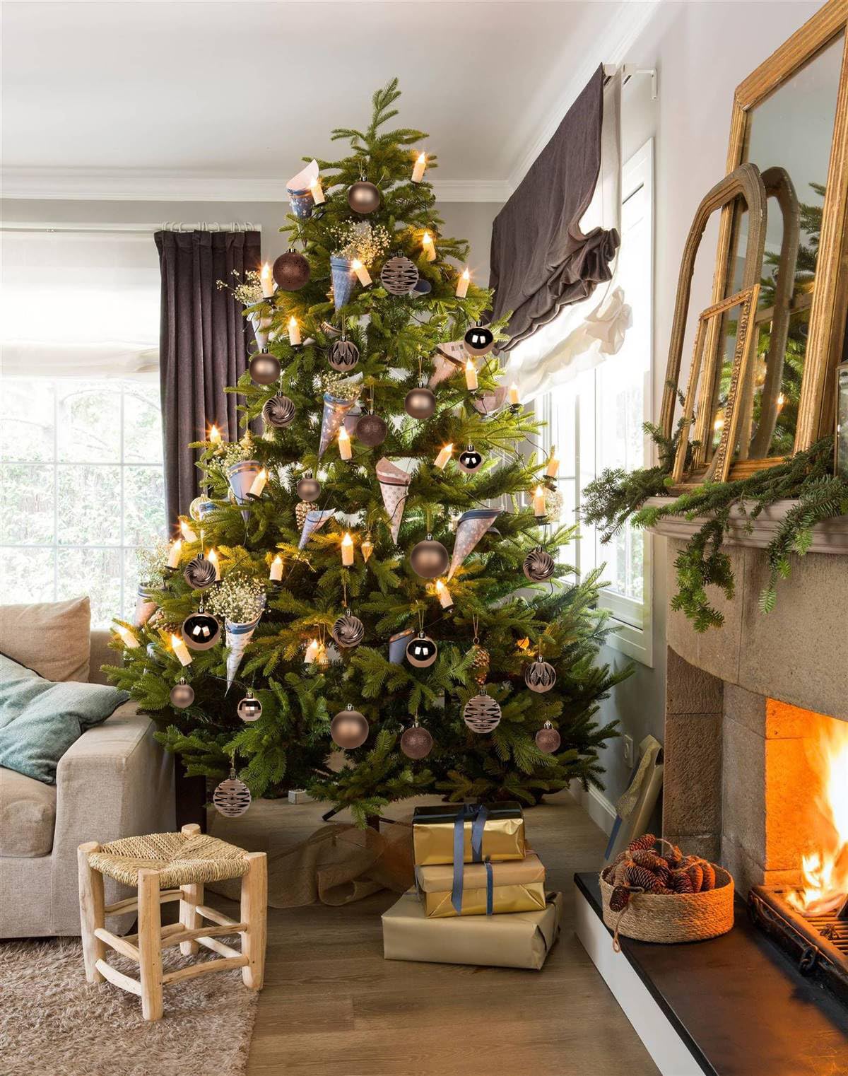 3.15" Bronze Christmas Ornaments for Christmas Tree 12 Pcs Medium Shatterproof Balls Christmas Tree Decorations Xmas Ornaments Balls with Hanging Loop for Wedding Holiday Party Wreath Home Decor