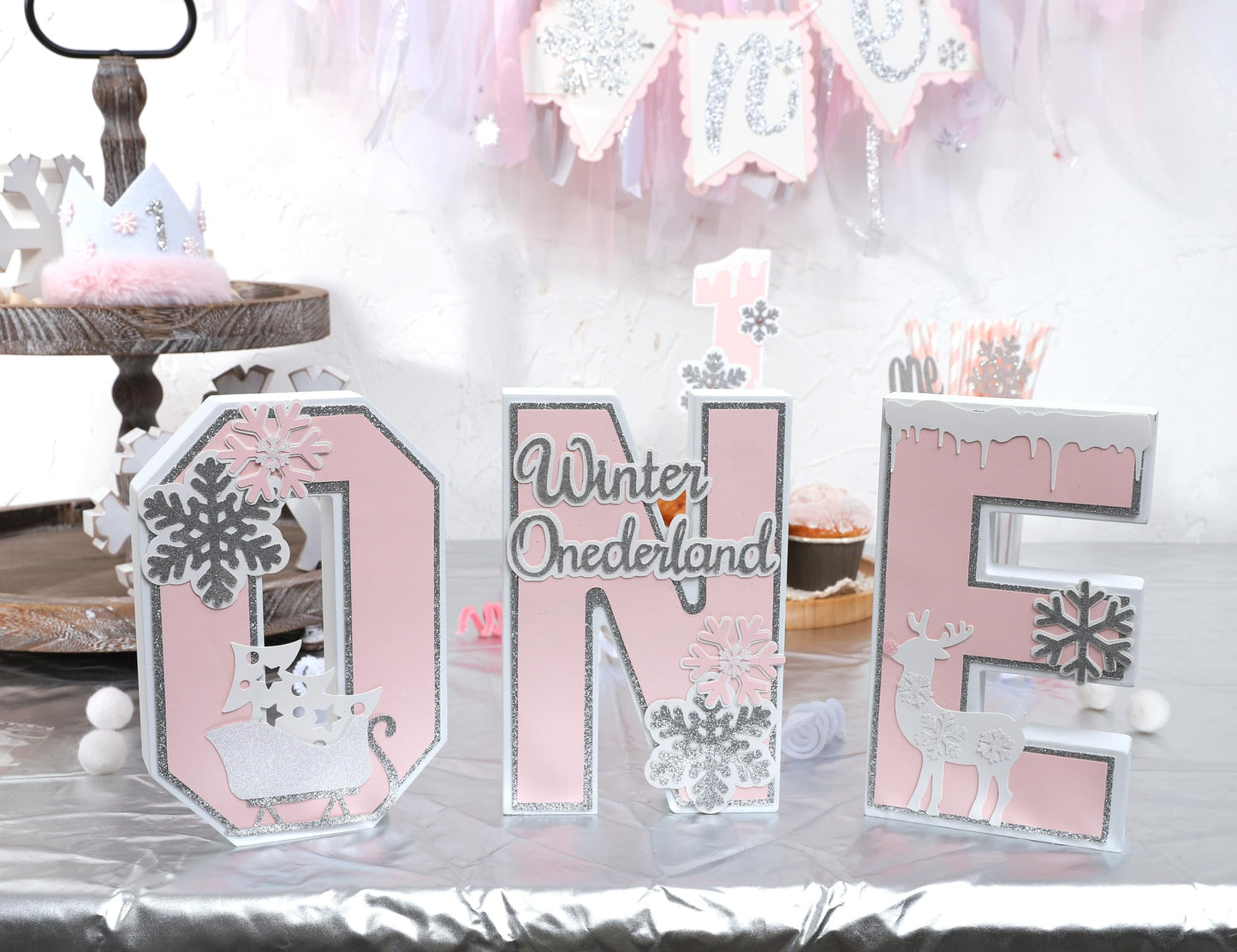 Snowflake One Letter Sign for 1st Birthday - Winter Onederland 1st Birthday Decoration, Winter Wooden One Table Centerpiece, Winter 1st Birthday Table Decor, Winter Onederland Birthday Photo Prop