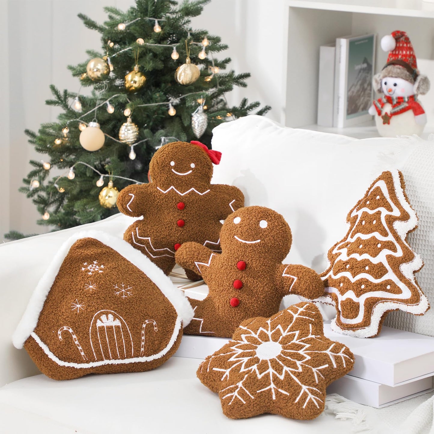 Geelin 5 Pcs Gingerbread Christmas Decorations Christmas Throw Pillows Stuffed Plush Gingerbread Man House Xmas Tree Snowflake Lumbar Pillows Cushion for Winter Holiday Bed Sofa Couch Outdoor Party
