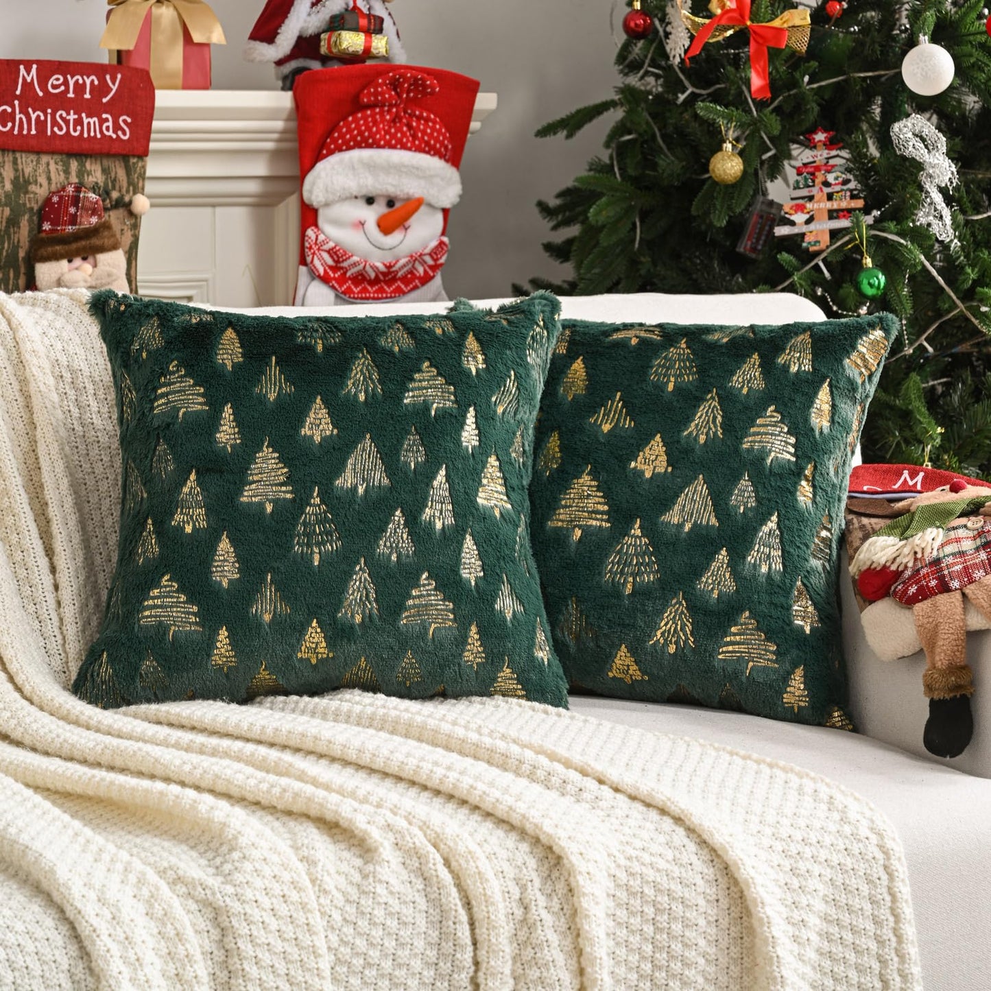 FUTEI Christmas Tree Green Throw Pillow Covers 18x18 inch Set of 2,Soft Decorative Cushion Cases,Home Decor for Couch Bed Living Room