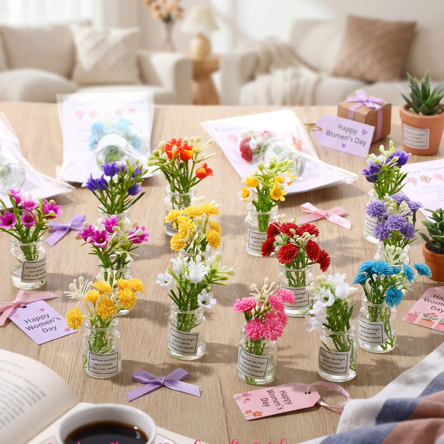 Xuhal 20 Sets Mothers Gift Set for Women Positive Mini Bud Vase with Flowers Positive Cards Motivational Office Desk Decor Gift for Mother Women Teacher Volunteer Employee Nurse Wedding