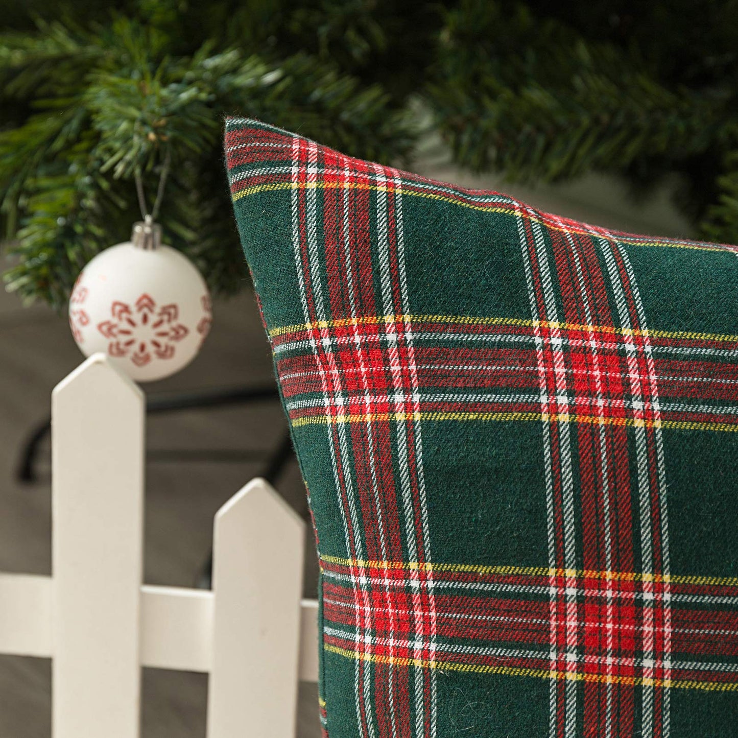 AQOTHES Pack of 2 Christmas Plaid Decorative Throw Pillow Covers Scottish Tartan Cushion Case for Farmhouse Home Holiday Decor Red and Green, 20 x 20 Inches