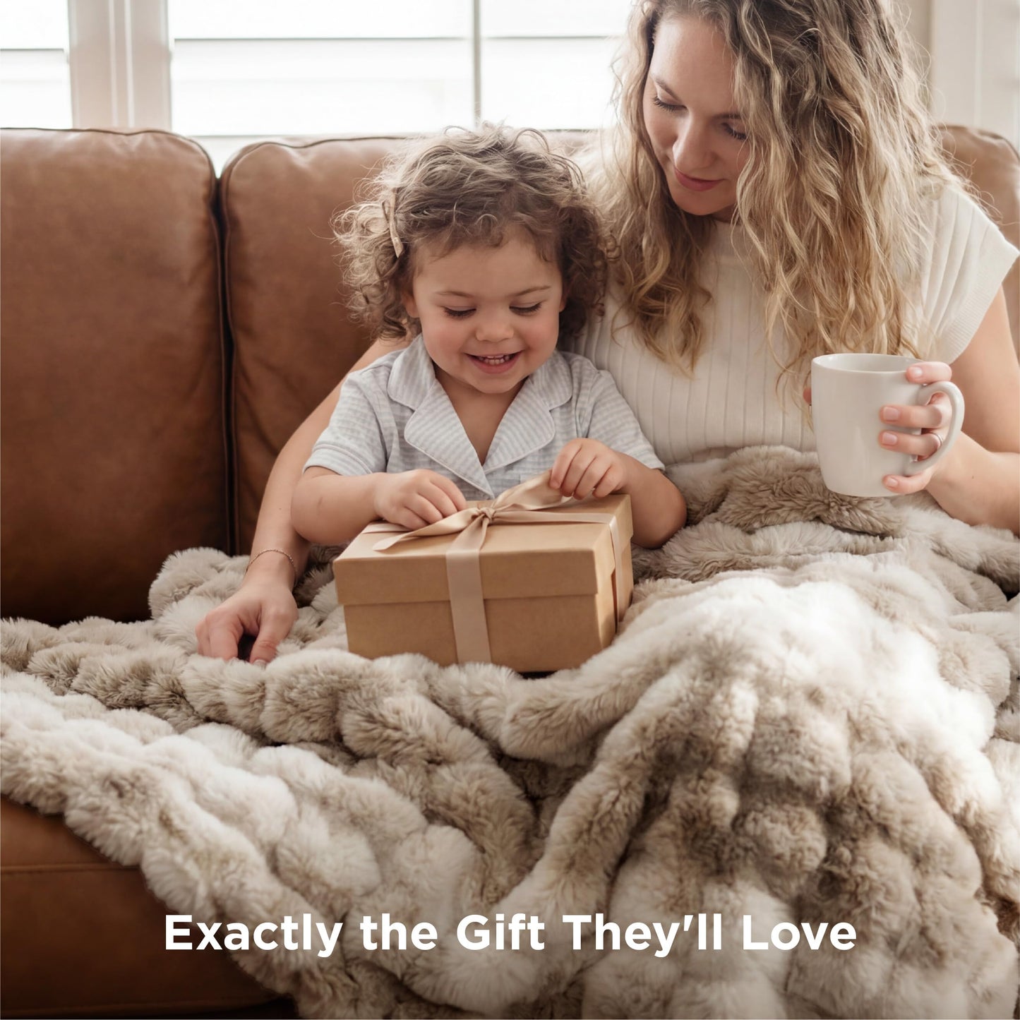 Bedsure Soft Fluffy Faux Fur Throw Blanket for Couch Cozy Gifts for Women, Fuzzy Fleece Bubble Blanket for Sofa Chair, Tie Dye Taupe Cloud Throw Coloring Bed Cover, Tan Brown Thick Warm Plush Bedding