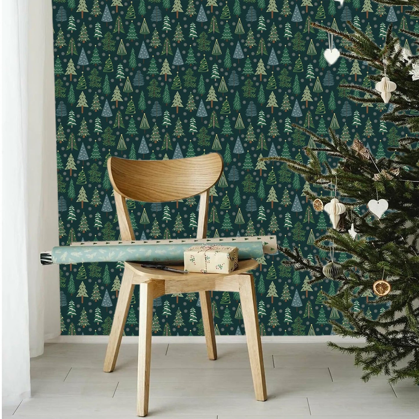 IARTTOP Christmas Tree Wallpaper Pine Tree Contact Paper Green Christmas Wallpaper Peel and Stick Holiday Self Adhesive Art Paper for Xmas Gift Holiday Party Cabinet Decoration(17.3"X118.1")