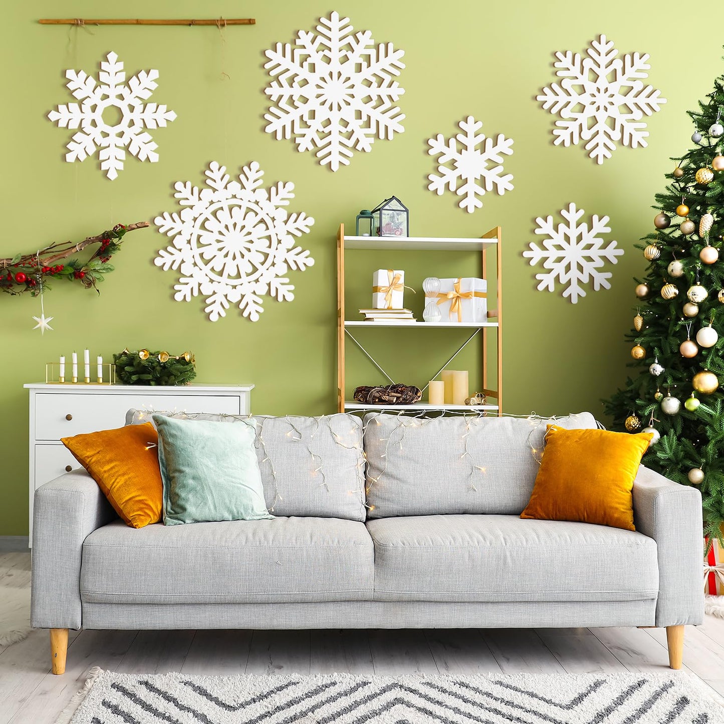 Wooden Large Snowflake Ornaments Sign Christmas Decorations 6 Pack, Wood Hollow White Snowflakes Crafts Winter Hanging Plaques Decorations 6 Size of Cutouts New Year Wall Bedroom Living Room Decor