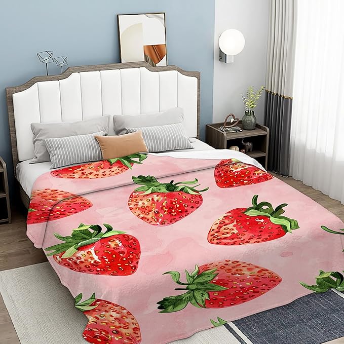 Throw Blanket, Cute Strawberry Blanket Fruit Throw Blankets for Bed Kids Adults, Lightweight Cozy Blanket for Living Room, Bedroom 50"x60"